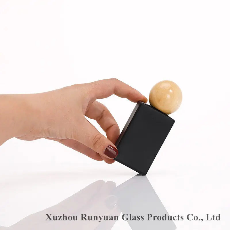 Wholesale 100ml Black Perfume Spray Bottle